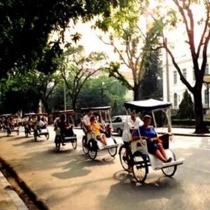 Chuyên gia Hotspot Matrix phân tích: Phương Oanh diện set đồ 50 và marketing video